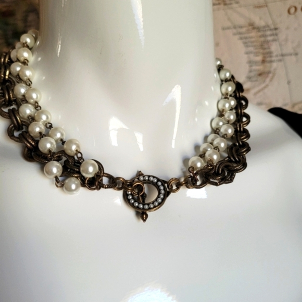 Burnished gold pearl triple strand necklace decorative toggle lady whimsigoth - Picture 6 of 9